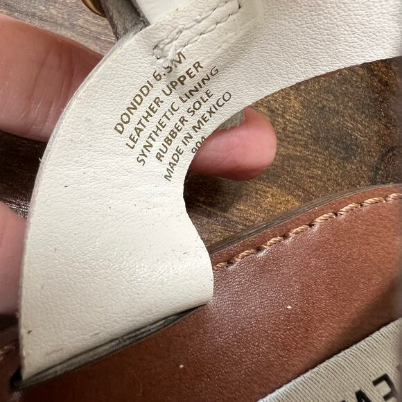 Steve Madden Donddi Sandals 6.5 White Leather Flat Buckle Strap Open Toe Chic - Picture 6 of 10